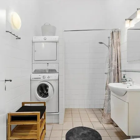 Апартаменты 6801-allinge-langebjergvej-96-lejl-96 Аллинге